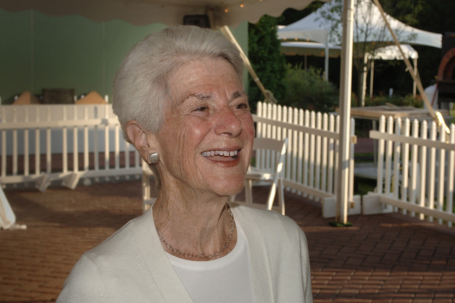 Billie Tisch '48