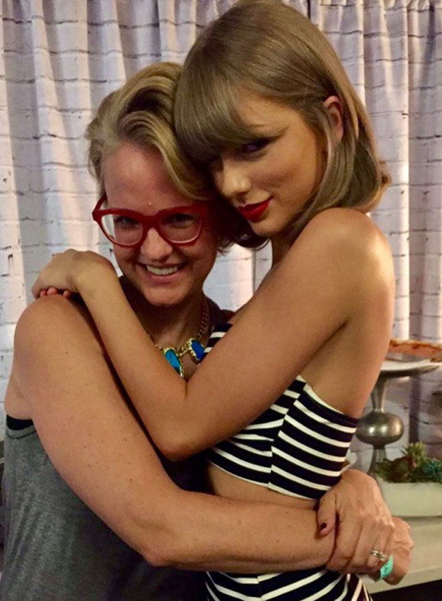 Julianne Jordan '91 and Taylor Swift, who worked together on the 2010 film "Valentine's Day."